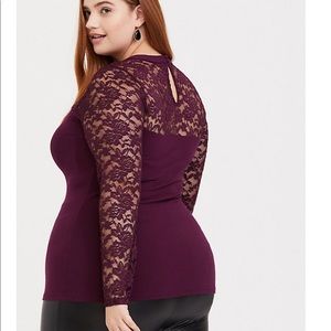 NOT PURPLE!  Black!!  Torrid choker neck lace